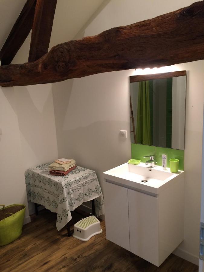 chambre dans Prieuré de caractère XVIII siècle Planioles Extérieur photo